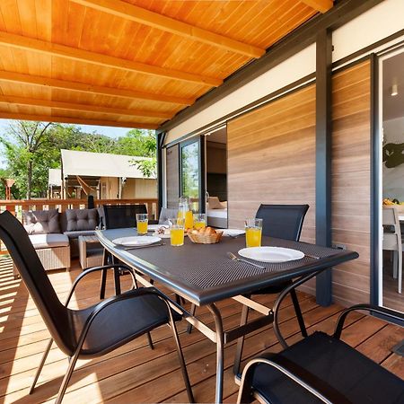 Glamping And Mobile Homes Lavanda - Holiday Centre Bi Village Fažana Buitenkant foto