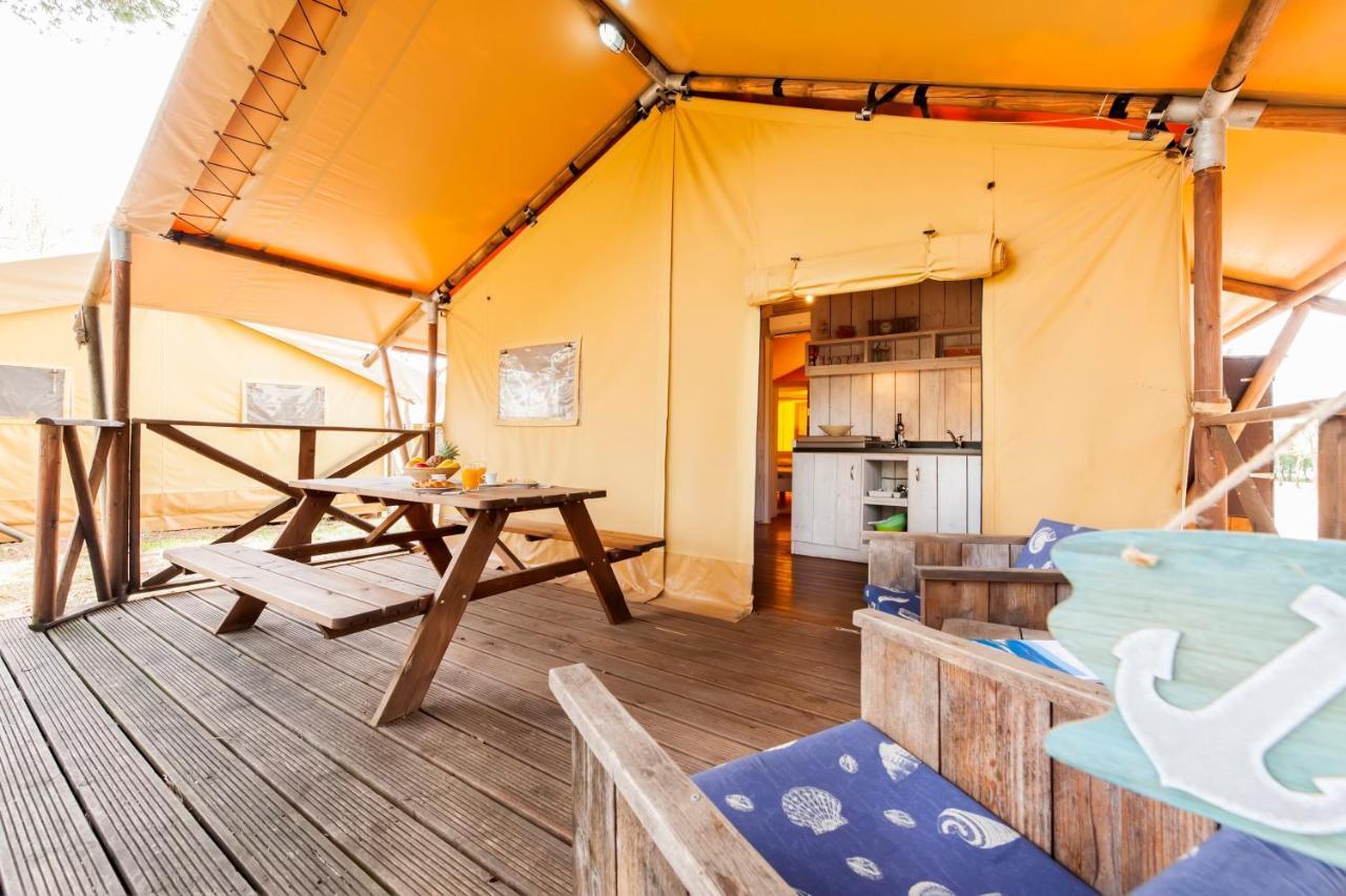 Glamping And Mobile Homes Lavanda - Holiday Centre Bi Village Fažana Buitenkant foto