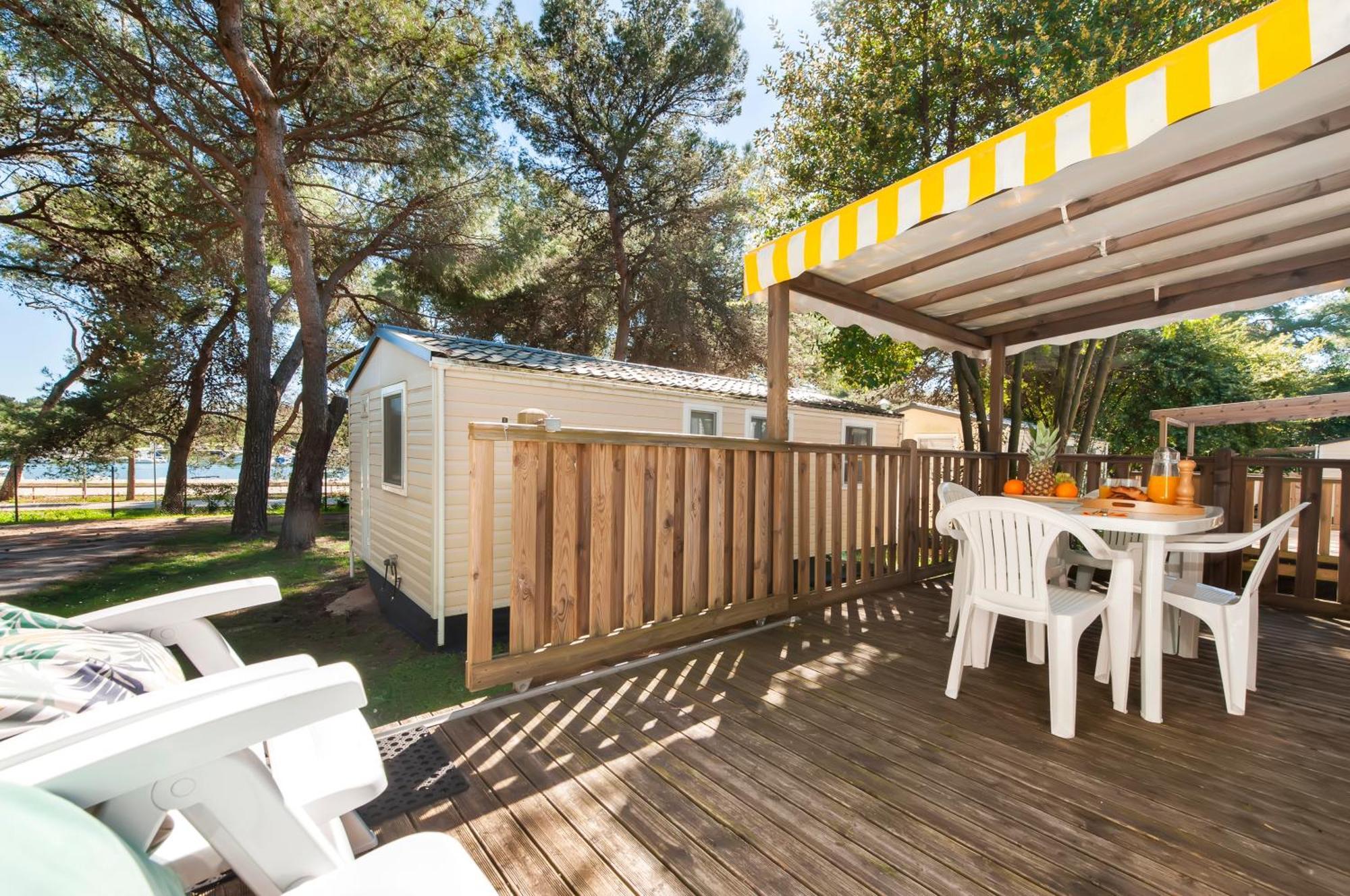 Glamping And Mobile Homes Lavanda - Holiday Centre Bi Village Fažana Buitenkant foto