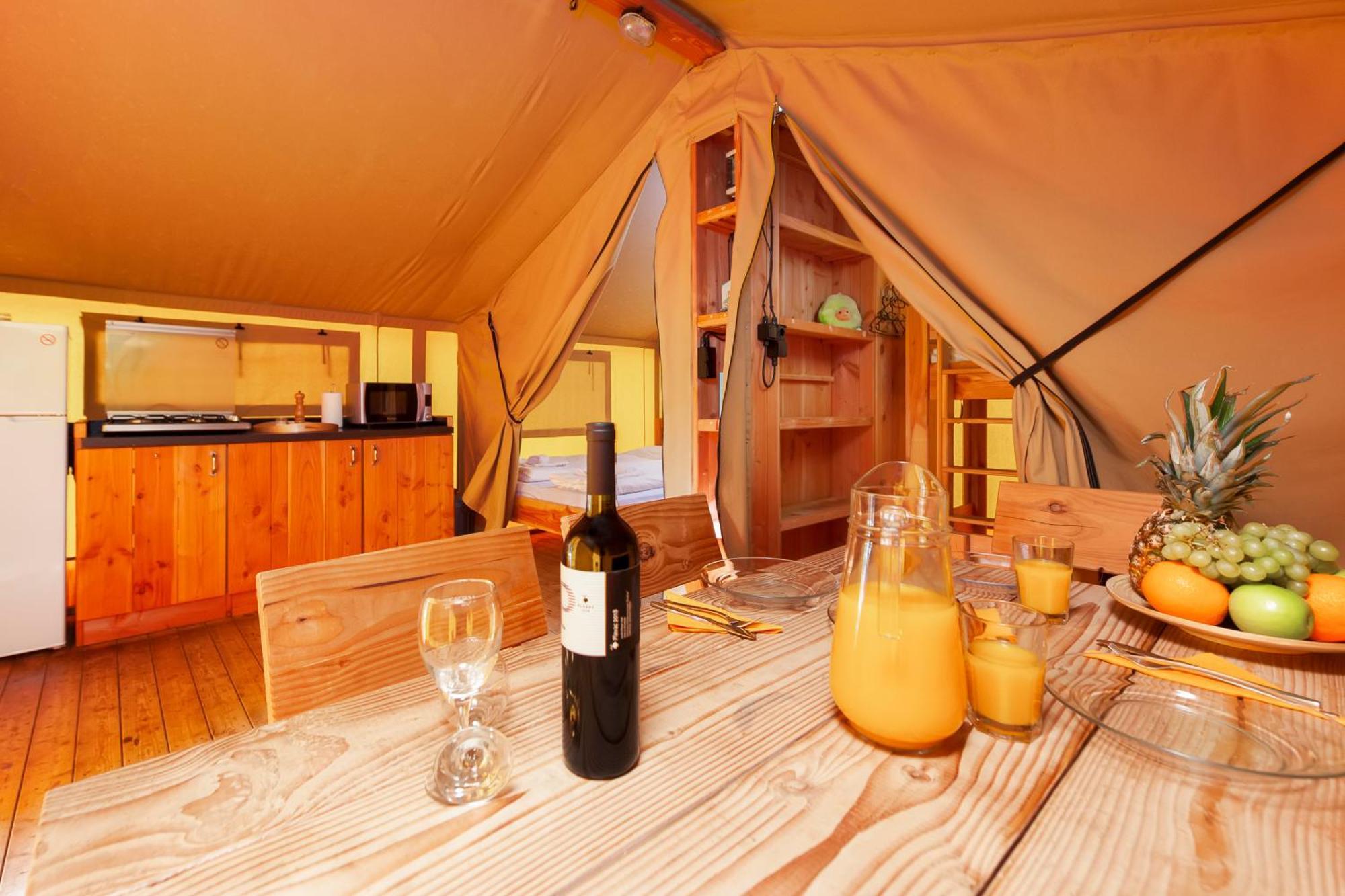 Glamping And Mobile Homes Lavanda - Holiday Centre Bi Village Fažana Buitenkant foto
