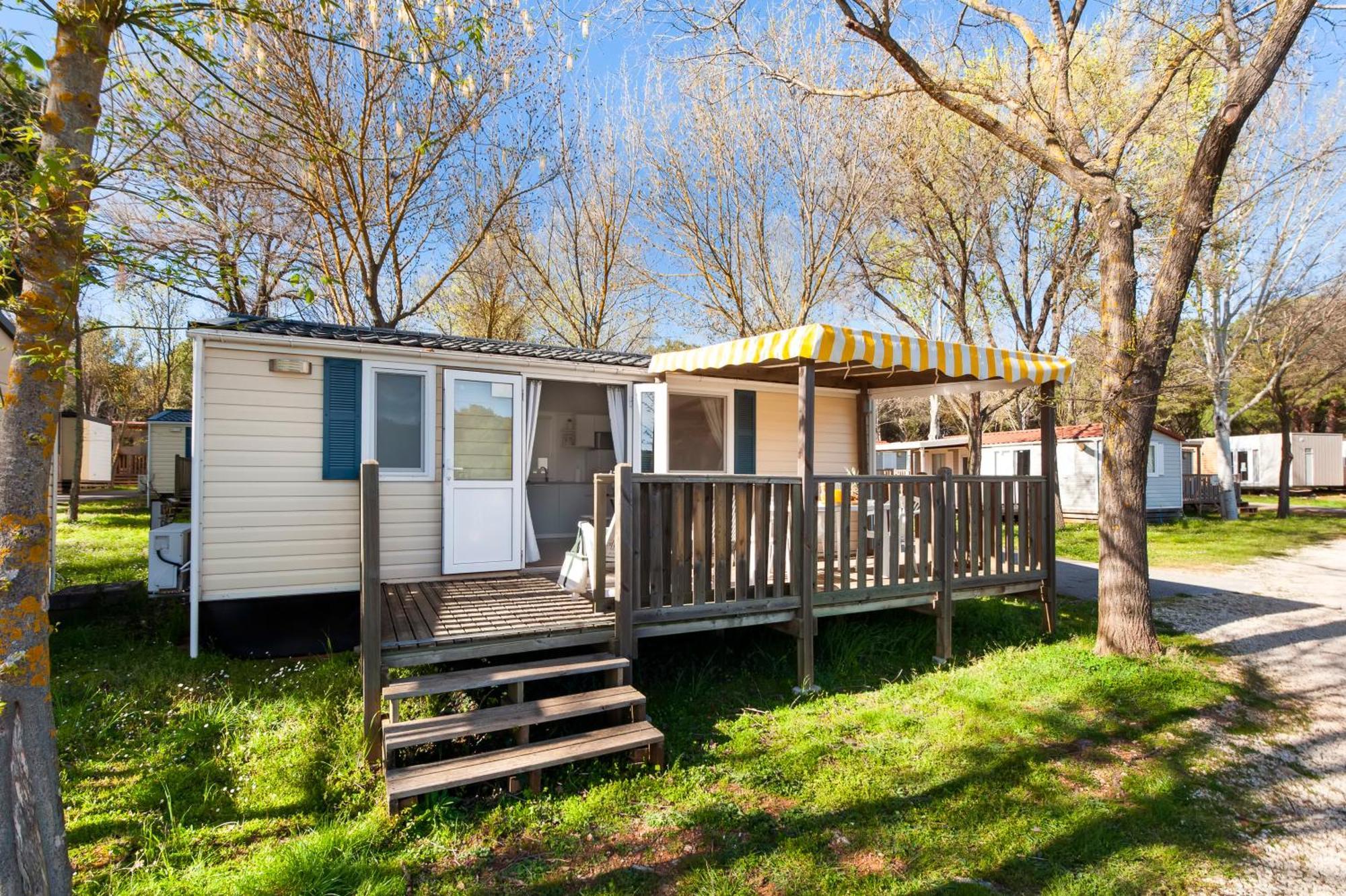 Glamping And Mobile Homes Lavanda - Holiday Centre Bi Village Fažana Buitenkant foto