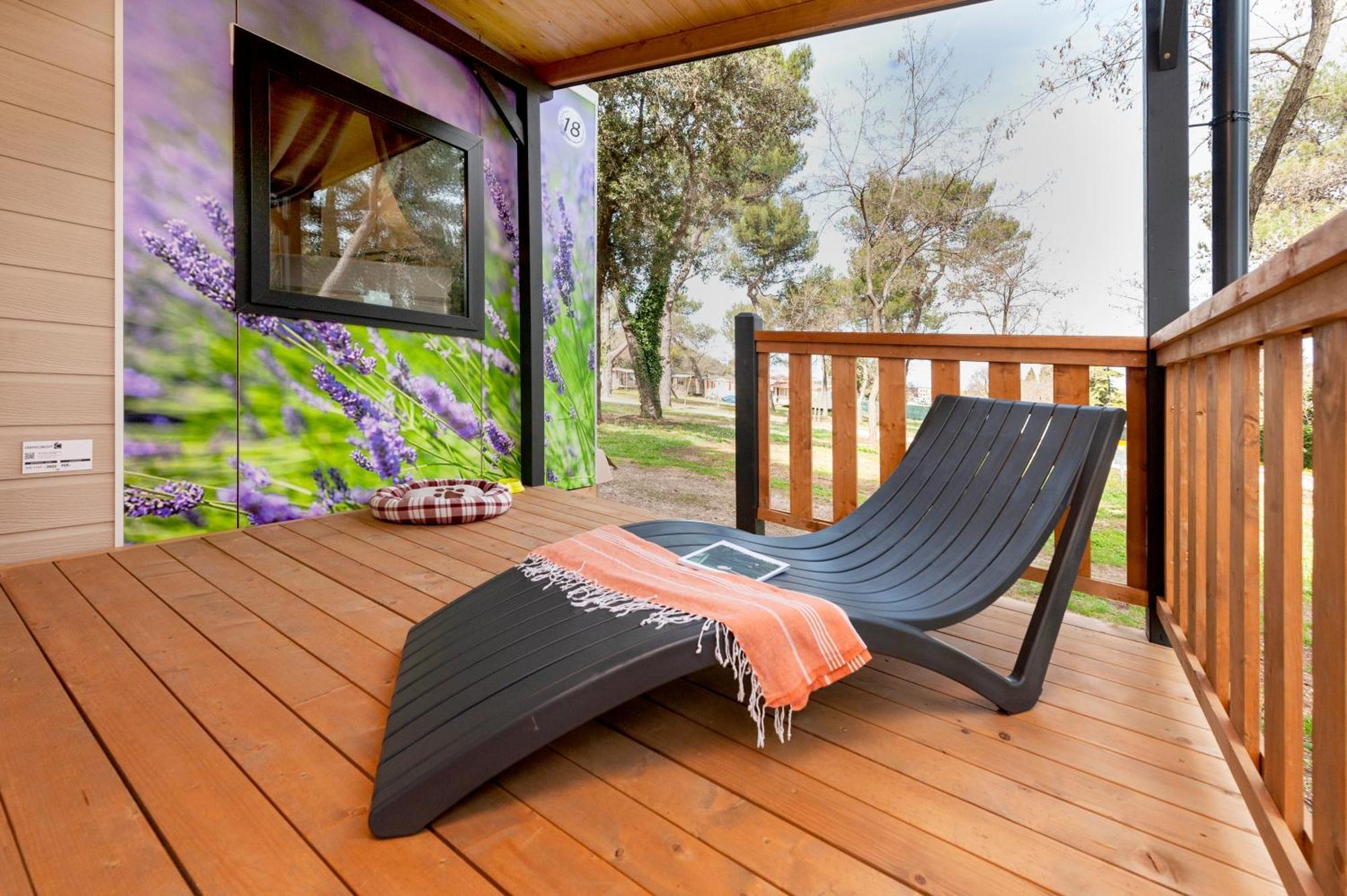 Glamping And Mobile Homes Lavanda - Holiday Centre Bi Village Fažana Kamer foto
